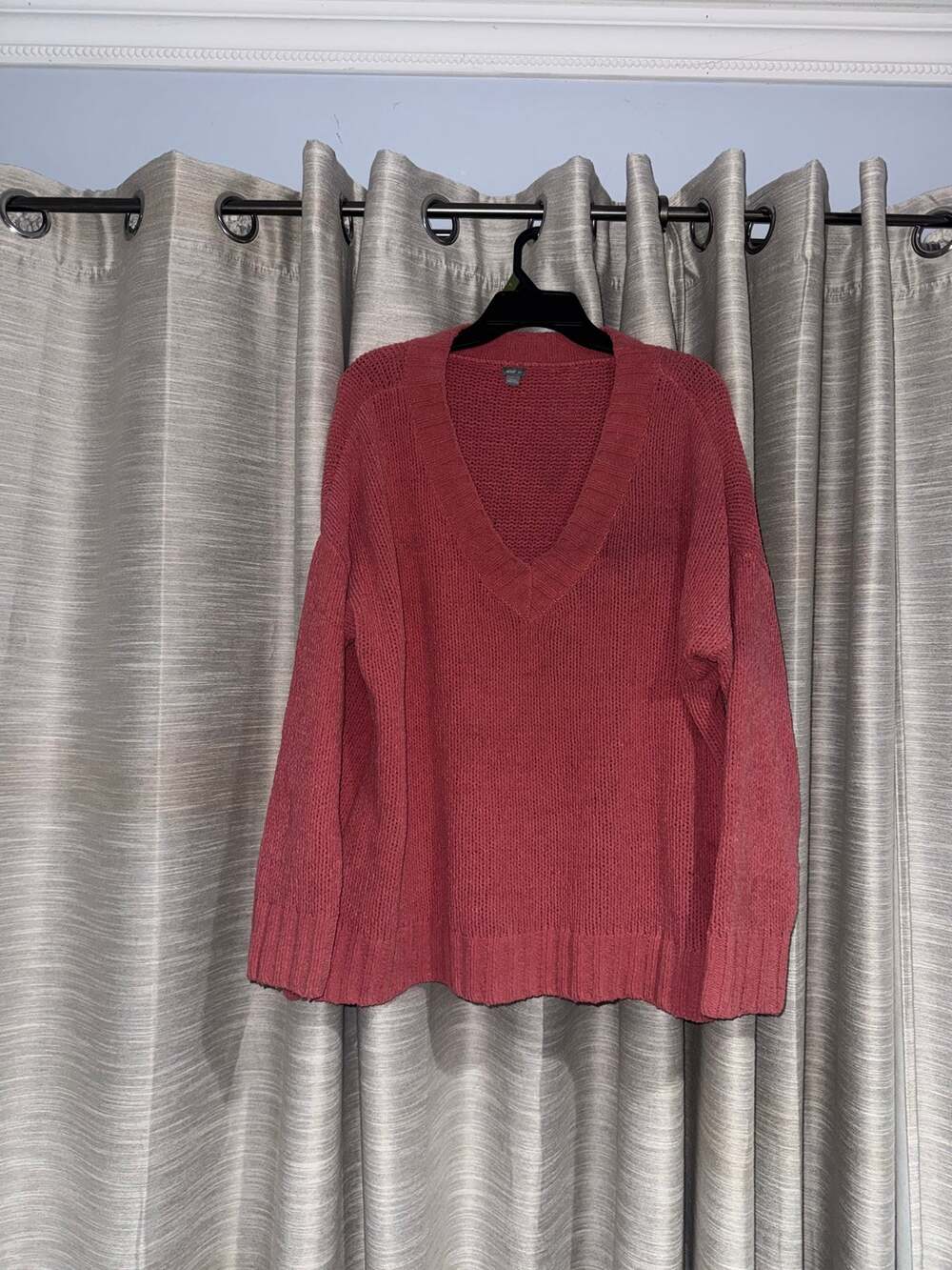 Aerie oversized v-neck cozy sweater size small in coral
